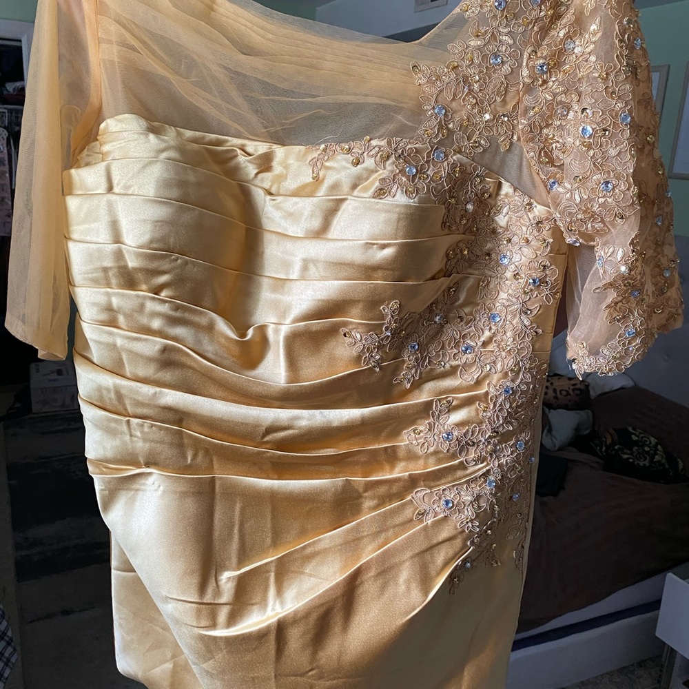 Mother of the bride/groom dress